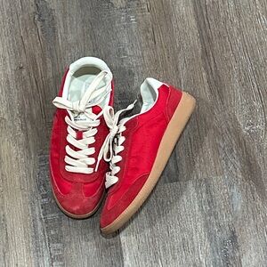Steve Madden Women's Duo Low-Profile Lace-Up Sneakers Red Size 6
